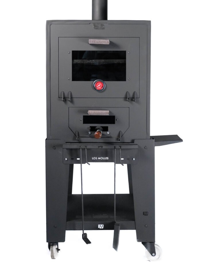 Horno Grande Algarrobo de pie